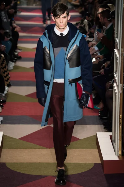 Look 22